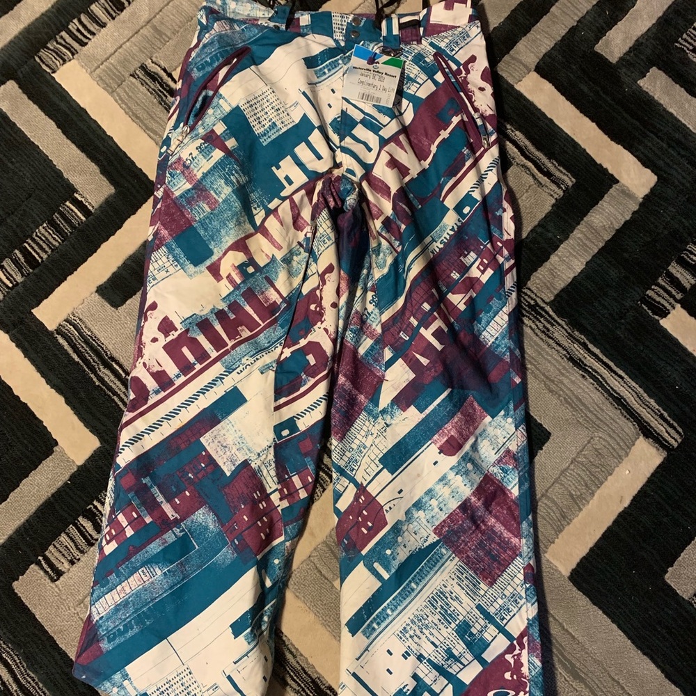 Oakley snowpants